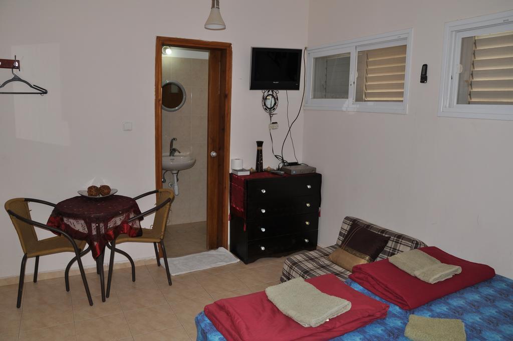 Nadia Hosting Dead Sea Villa Neve Zohar Phòng bức ảnh